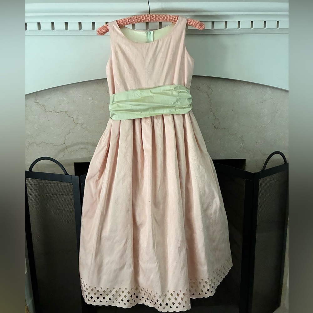 Girls size 10 Silk dress in Soft Pink
